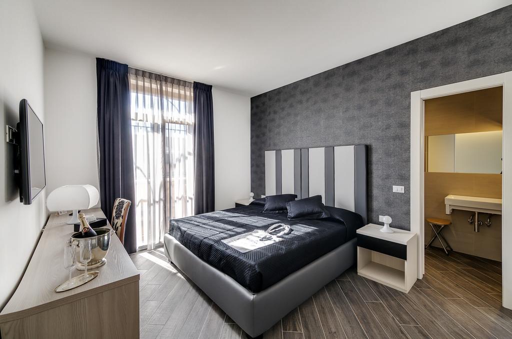 Blue Inn Luxury Suites Rome Kamer foto