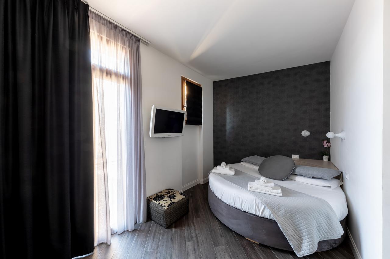 Blue Inn Luxury Suites Rome Buitenkant foto